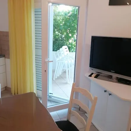 Apartment By The Sea Sukosan, Zadar - 23722 Sukošan